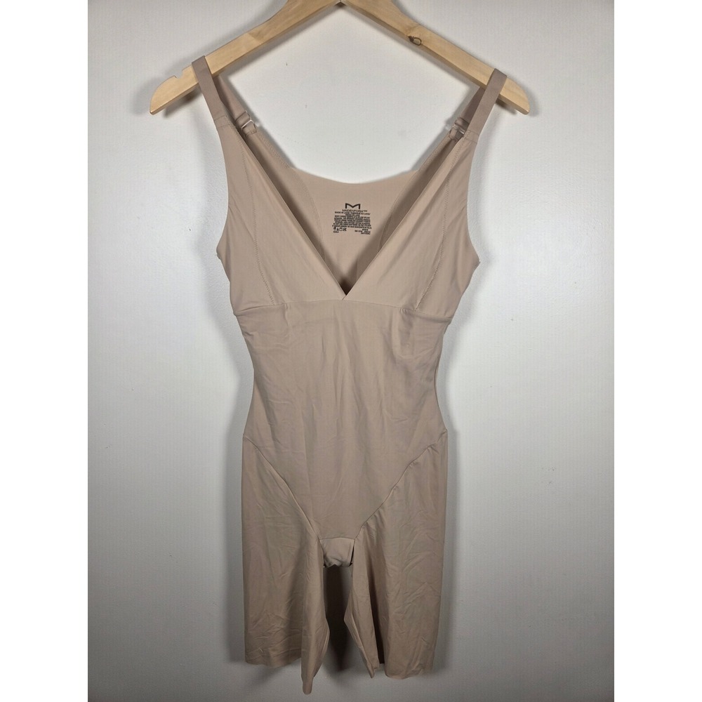 Maidenform Shapewear Bodysuit Women Medium Beige V-Neck Firm Control Sculpting